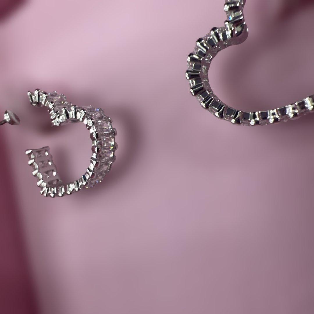 511409スワロフスキー Matrix フープピアス ハート シルバー クリア