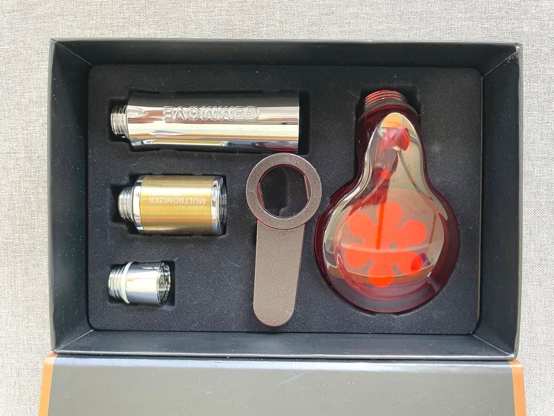 マルチイオナイザー　シャワーヘッド