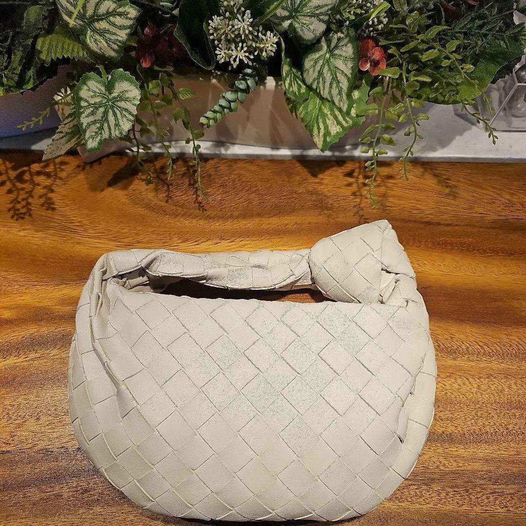 BOTTEGA VENETA ハンドバッグ JODIE Mini　ホワイト