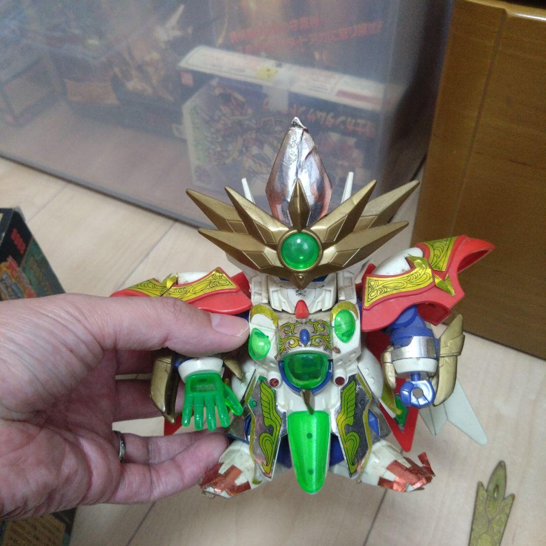 ビ*ー様 元祖SDガンダム　プラモデル　戦神機キングシャッフル　組立済み