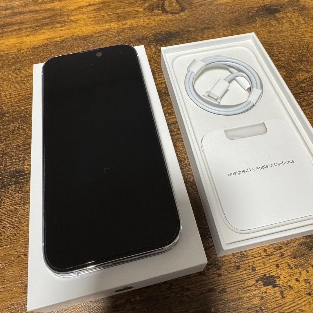 美品　iPhone 14 pro シルバー 256G