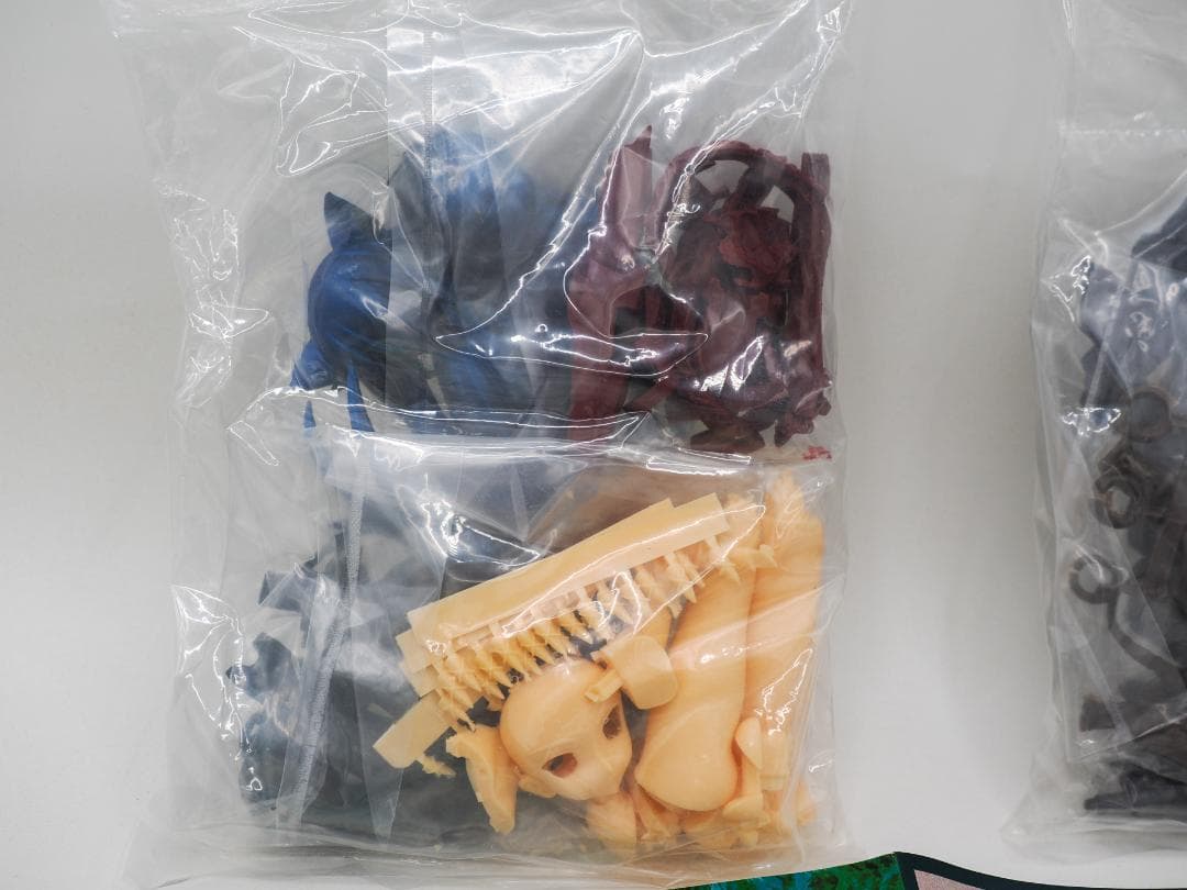 りゅんりゅん亭　モえハン No.5　ナルガＸ装備(カラーレジンキット)