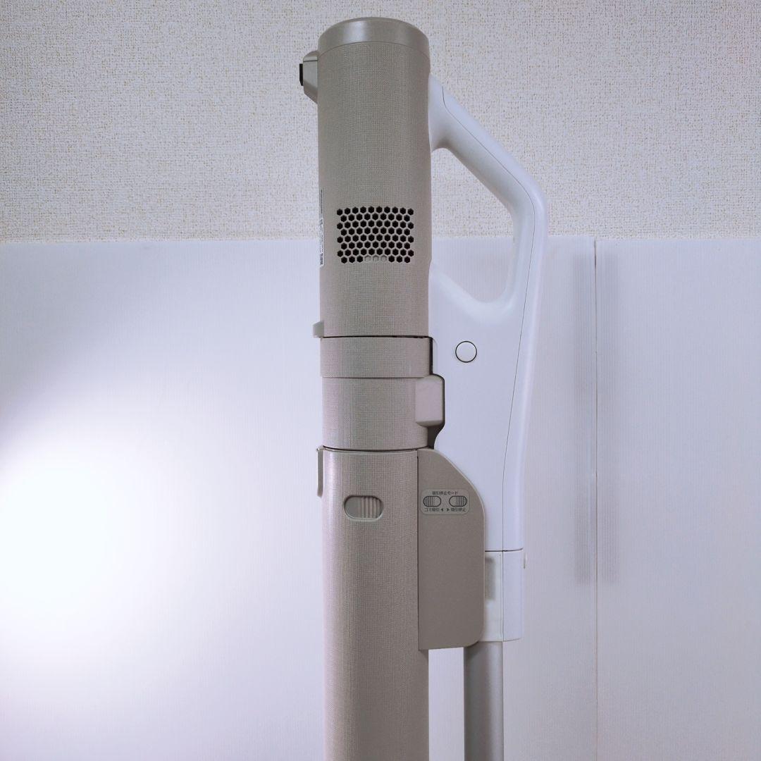 【動作確認済】パナソニック 充電式掃除機 MC-NX810KM