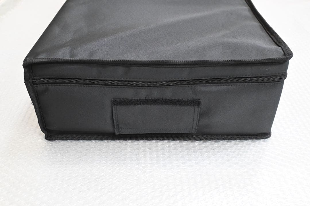 【極美品】 アルマンドアタッシュケース黒木製6本入り