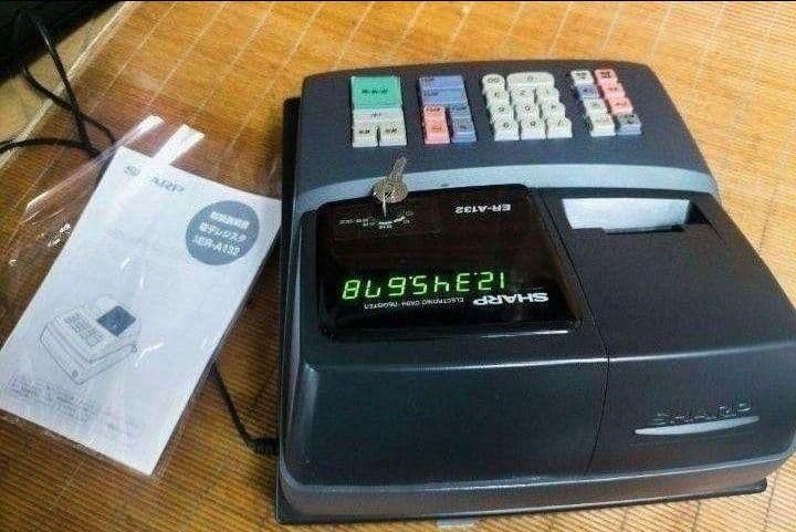 シャープレジスター　ER-A132　簡単便利特殊　送料込　008800