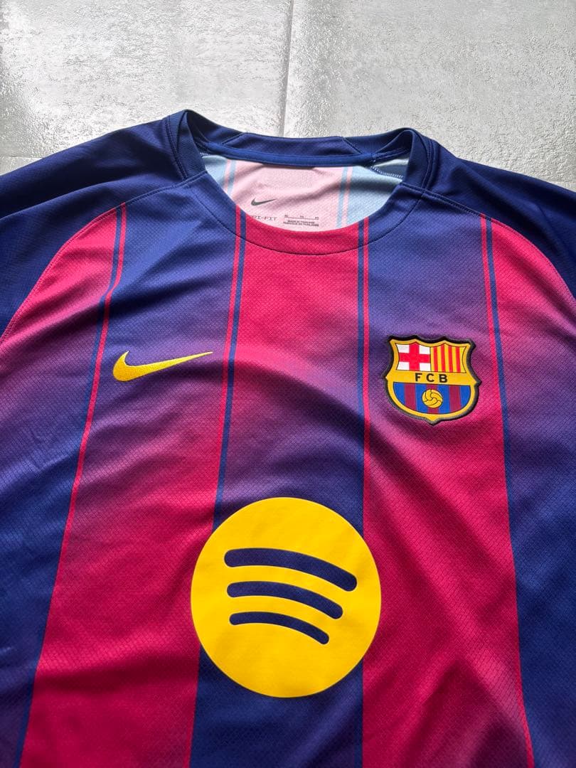 美品　25-26 ペドリ　バルセロナ　NIKE ホームユニフォーム　正規品
