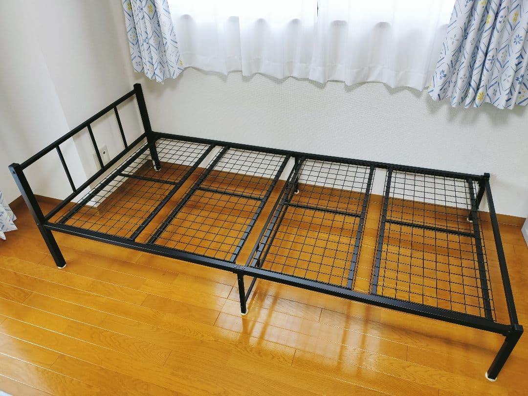 【送料込み】パイプベッド シングル ニトリ