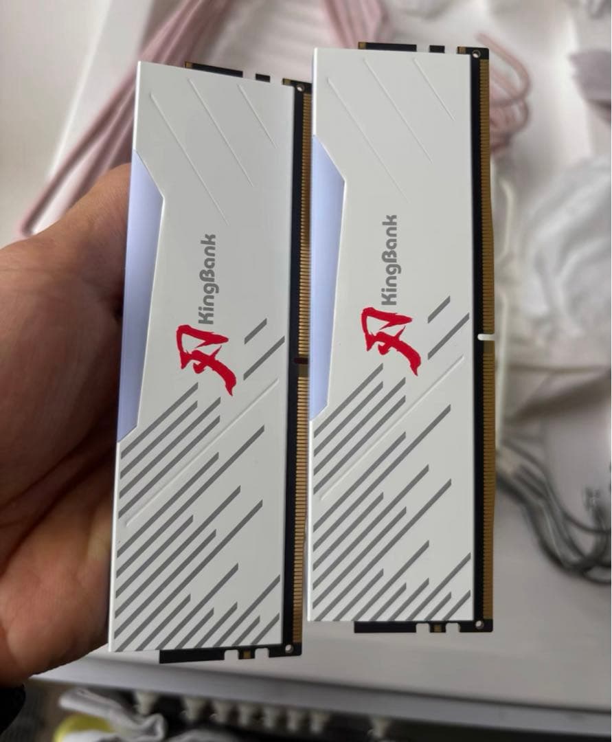 KingBank メモリモジュール ホワイトddr5 6400c32（32g）