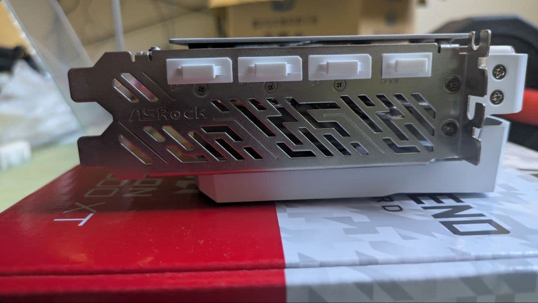 グラフィックボード・グラボ・ビデオカード ASRock Radeon RX 7800 XT 16GB