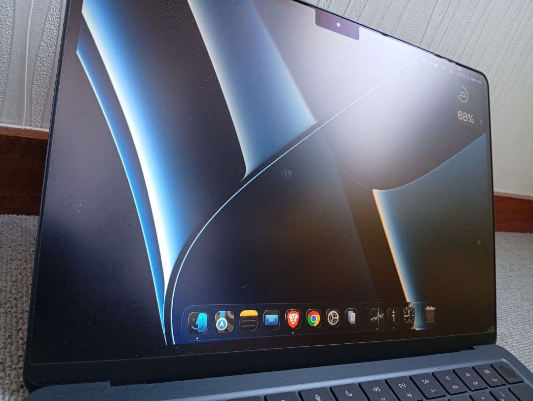 【美品】Apple MacBook2022 ミッドナイト 本体