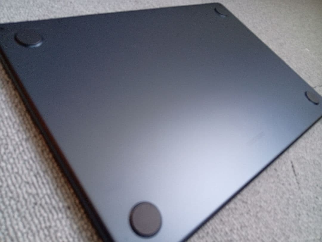 【美品】Apple MacBook2022 ミッドナイト 本体