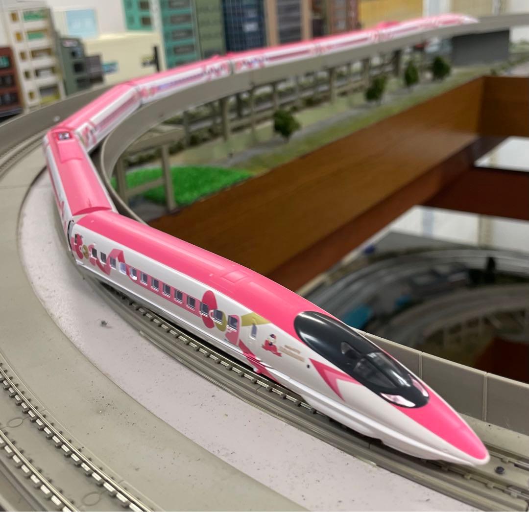 全車室内灯付！ TOMIX ハローキティ新幹線