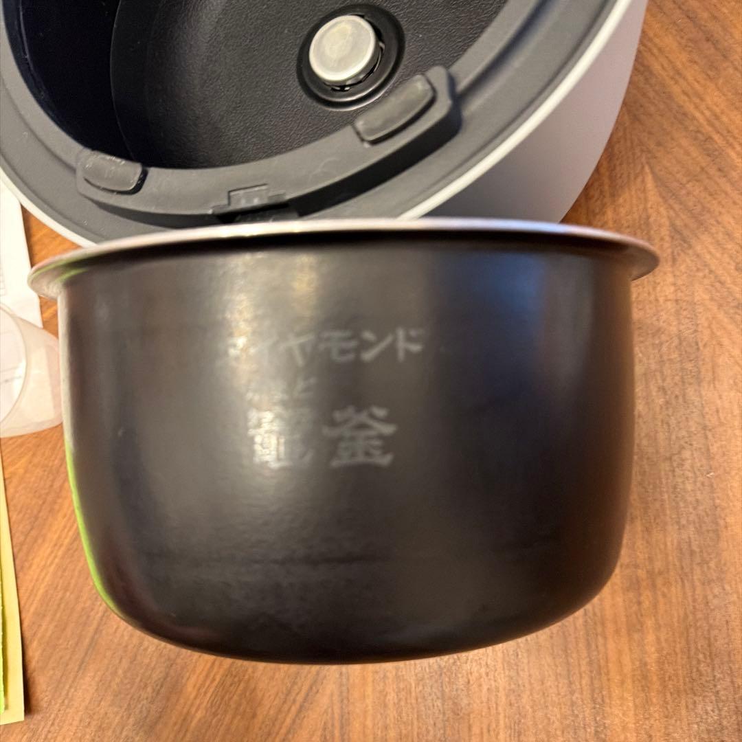 Panasonic 炊飯器 NB102 5合炊き　送料込み