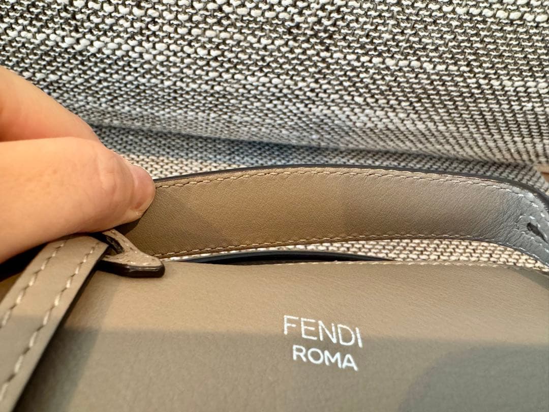 【美品】FENDI バイザウェイ　グレージュ　ミディアム