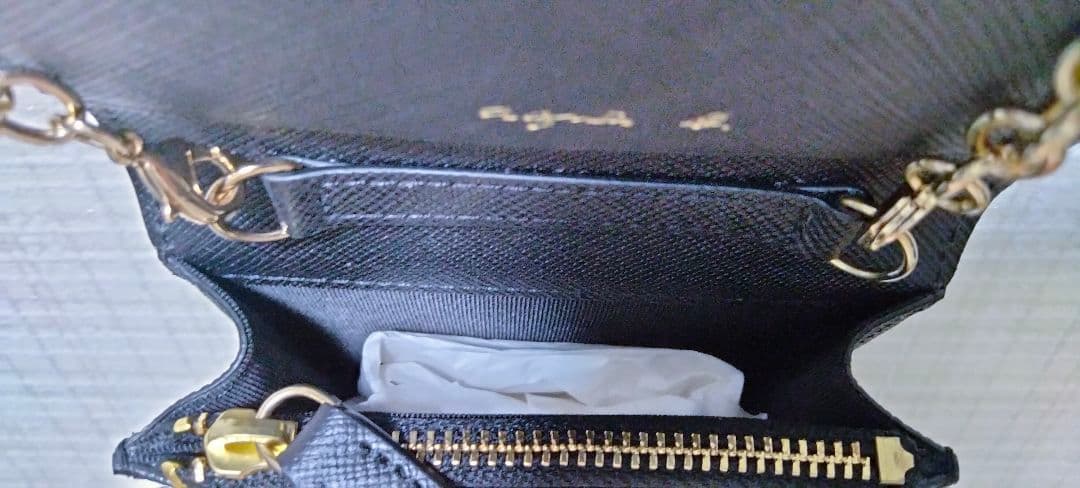 Agnes.b.(アニエスベー) チェーン付きケース チェーンウォレット