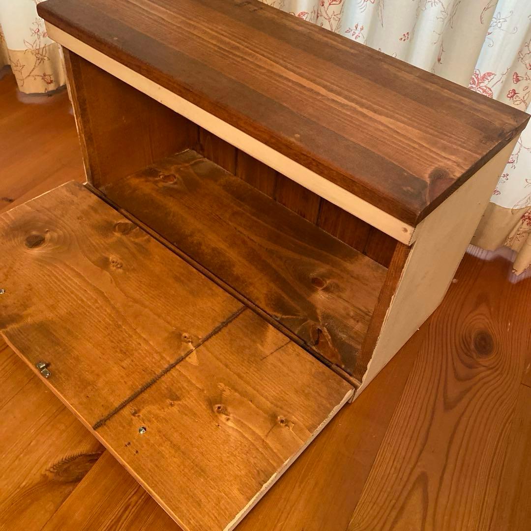 アンティークに仕上げた家具　アメリカンカントリー収納