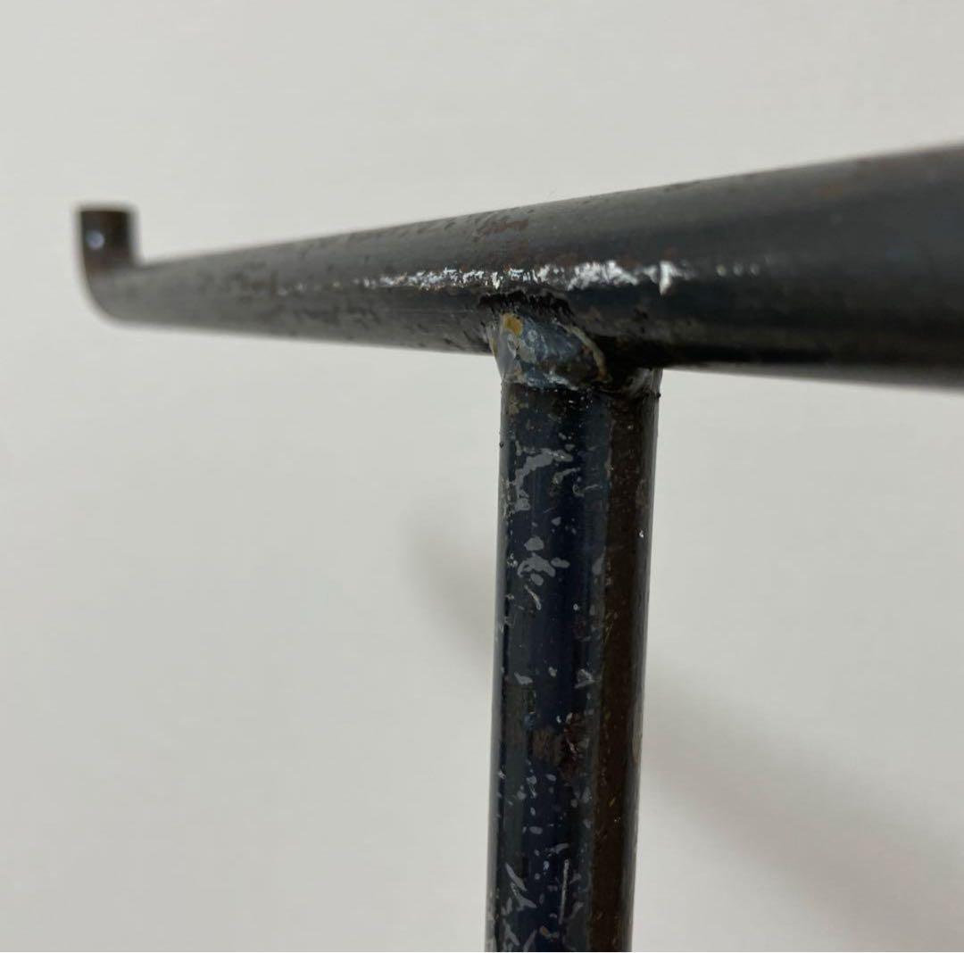 インダストリアル アイアン T字ハンガーラック シャビー 店舗什器 鉄色