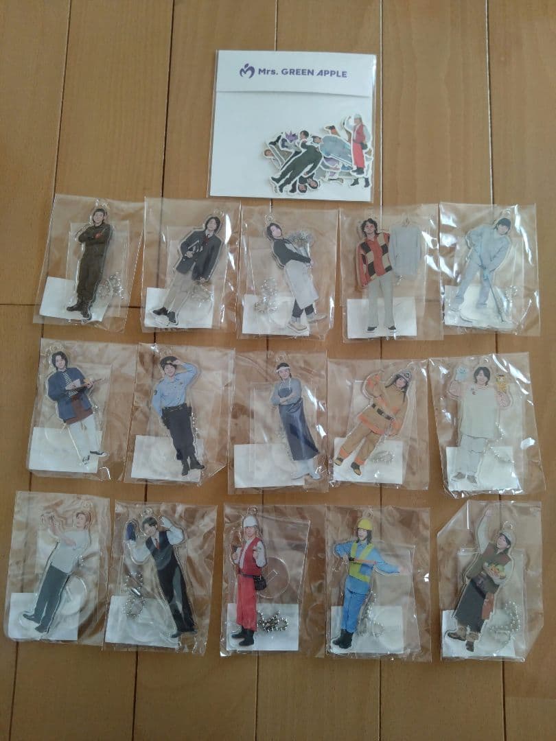 ライラックMV FC限定 アクリルキーホルダー スタンド フルコンプ シール付き