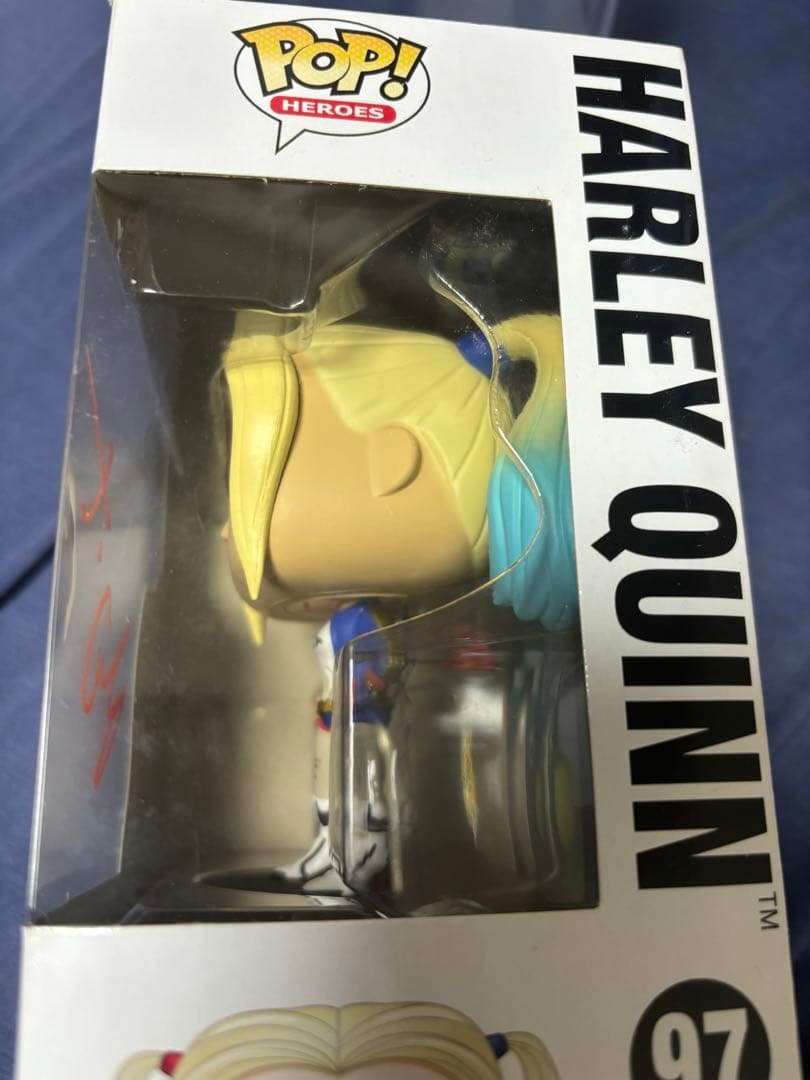 最終価格　FUNKO POP ハーレイクイン マーゴットロビー 直筆サイン レア