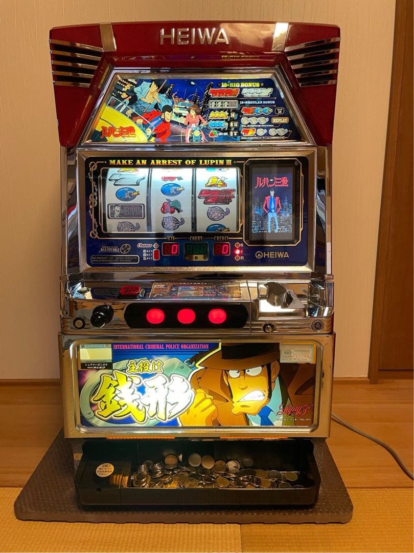 【送料無料】パチスロ 主役は銭形 初代 ルパン三世 4号機 実機