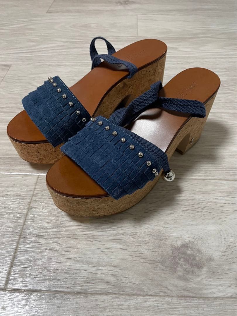 ジミーチュウ　Jimmy Choo サンダル