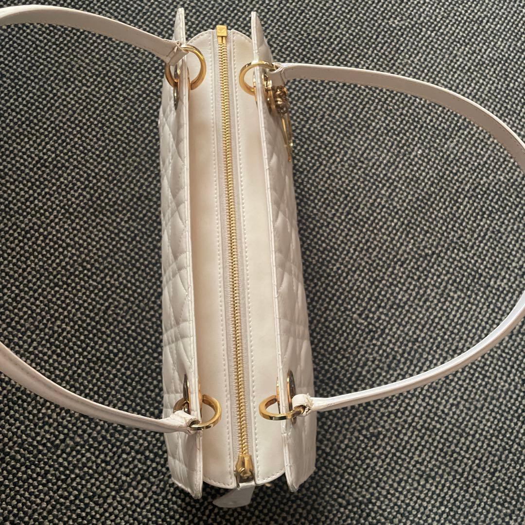 クリスチャンディオール