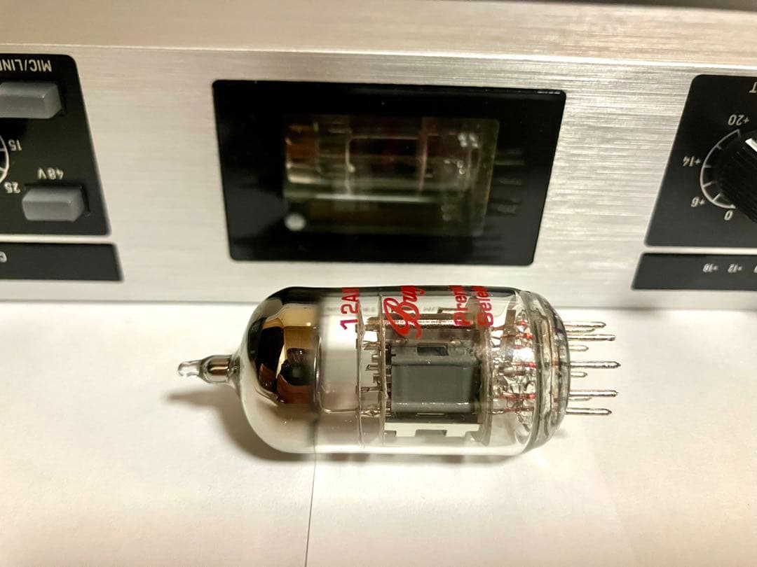 Behringer ULTRAGAIN PRO MIC2200 本体+真空管