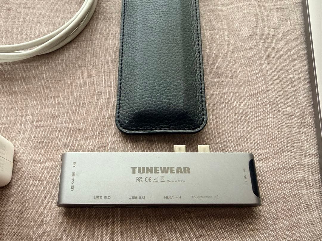 MacBook Pro 2019 i9 1TB 16G　16inch