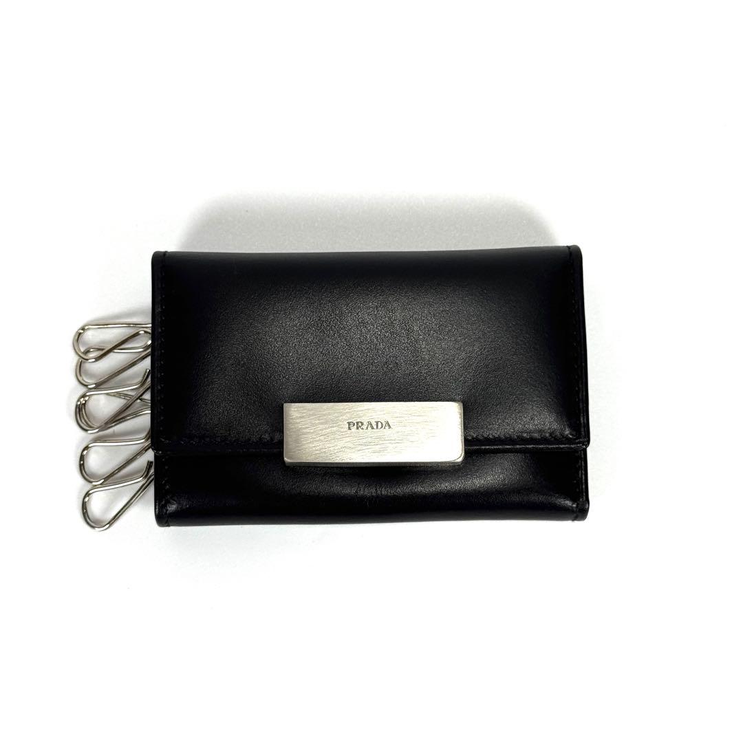 未使用保管品✨ PRADA ブラックレザー キーケース 箱付き
