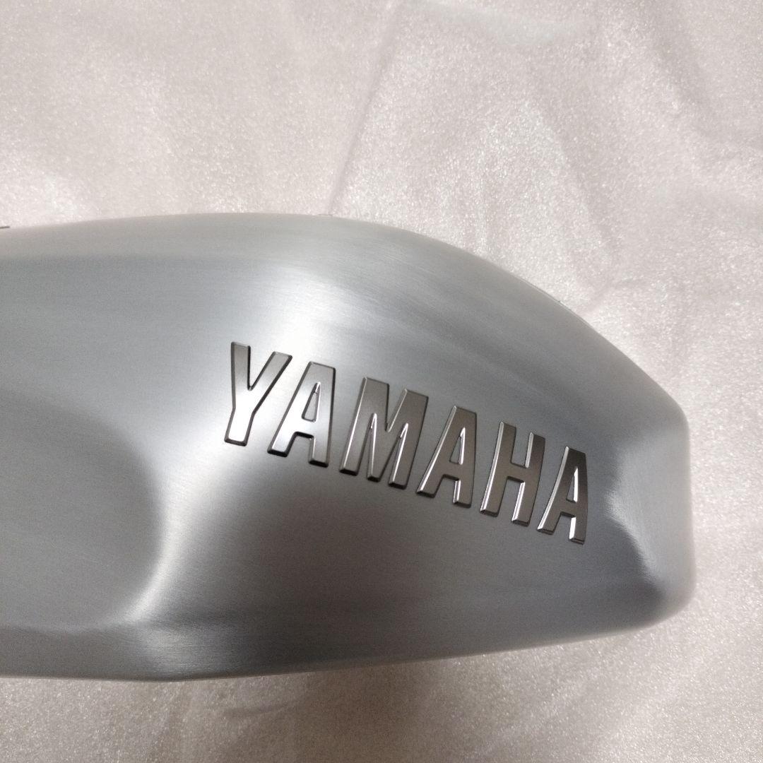 【美品】YAMAHA XSR700 純正タンクサイドカバー左右
