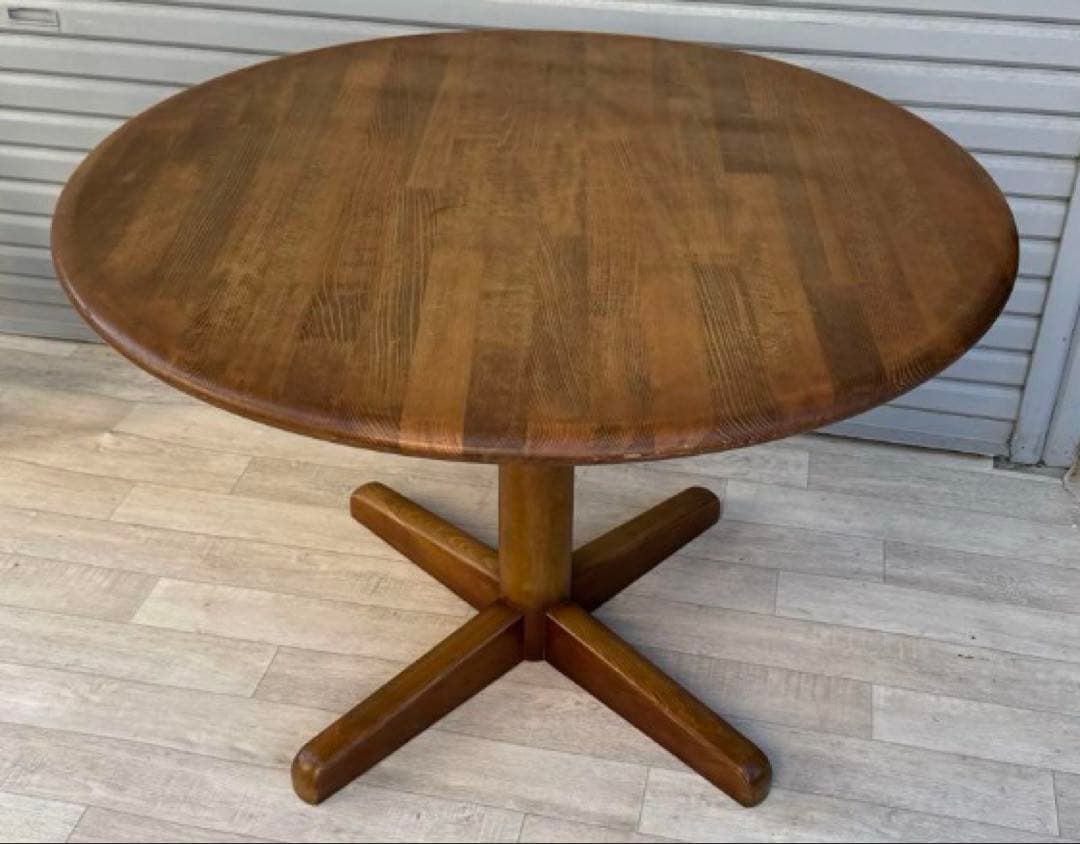 専用出品　希少カリモク　木製 円形ダイニングテーブル　オシャレなラウンドテーブル