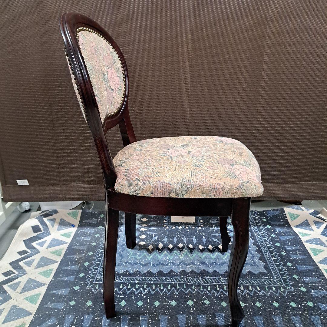 ♡アンティーク　 木製椅子 　ゴブラン織　猫足　鋲打ち♡