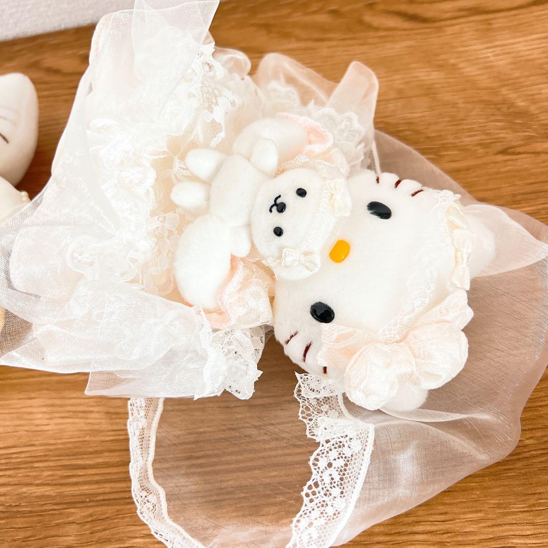 Sanrio ハローキティ ウェディングドール　ぬいぐるみ　タキシード・ドレス
