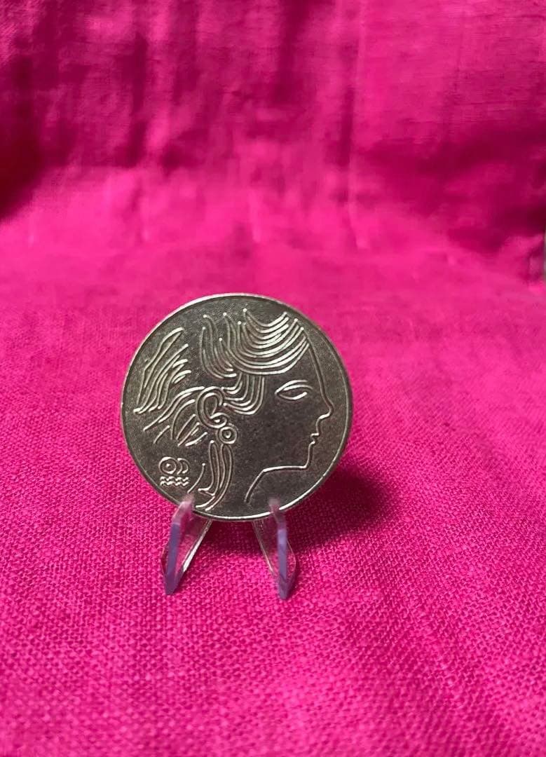 マドモアゼル愛　✨(旧)ティアマト銀貨1オンス✨