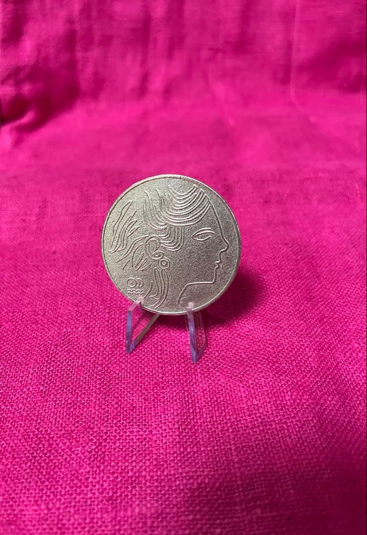 マドモアゼル愛　✨(旧)ティアマト銀貨1オンス✨