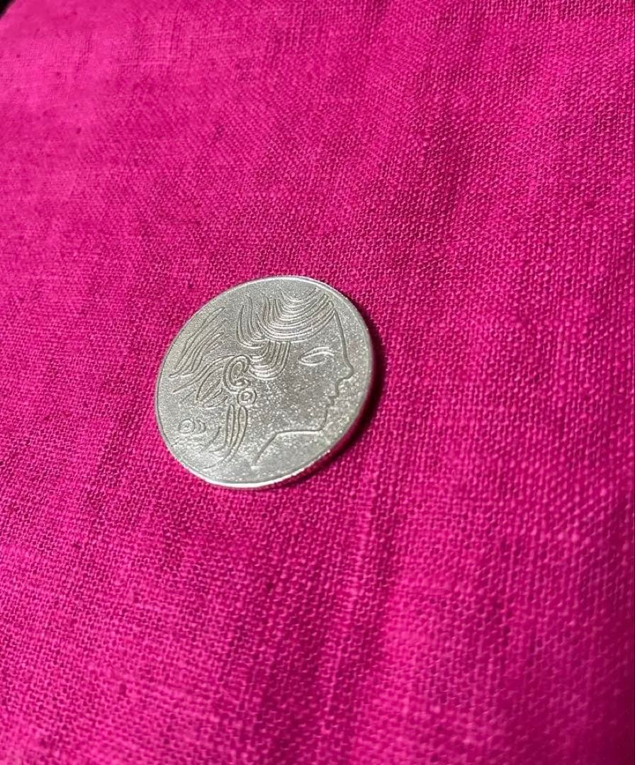 マドモアゼル愛　✨(旧)ティアマト銀貨1オンス✨