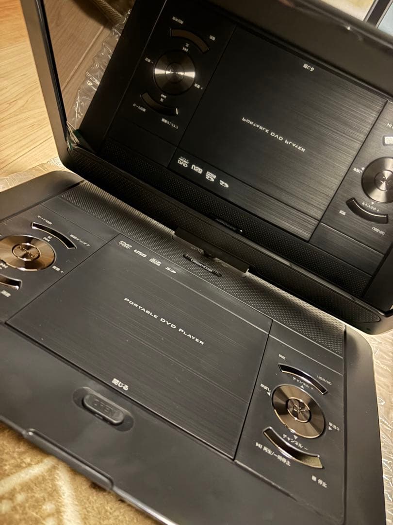 ポータブル DVDプレーヤー 14インチ