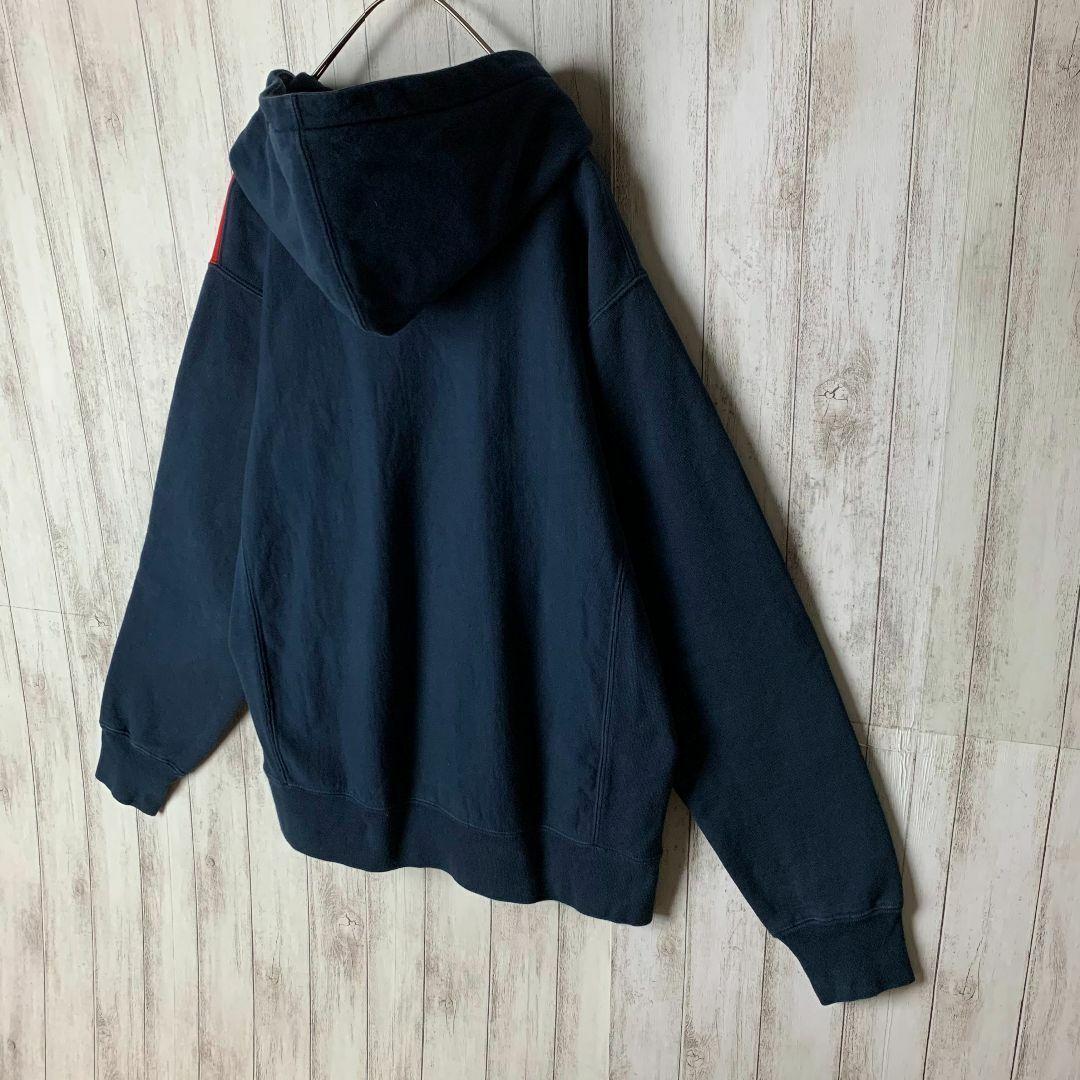 【入手困難モデル】シュプリーム☆ビッグ刺繍ロゴ入りバイカラーパーカー/943.