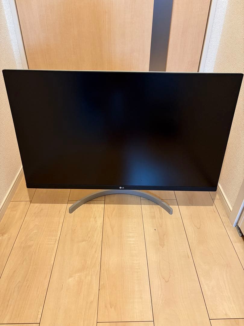 LG モニター　【32UN500-W】31.5型/4K