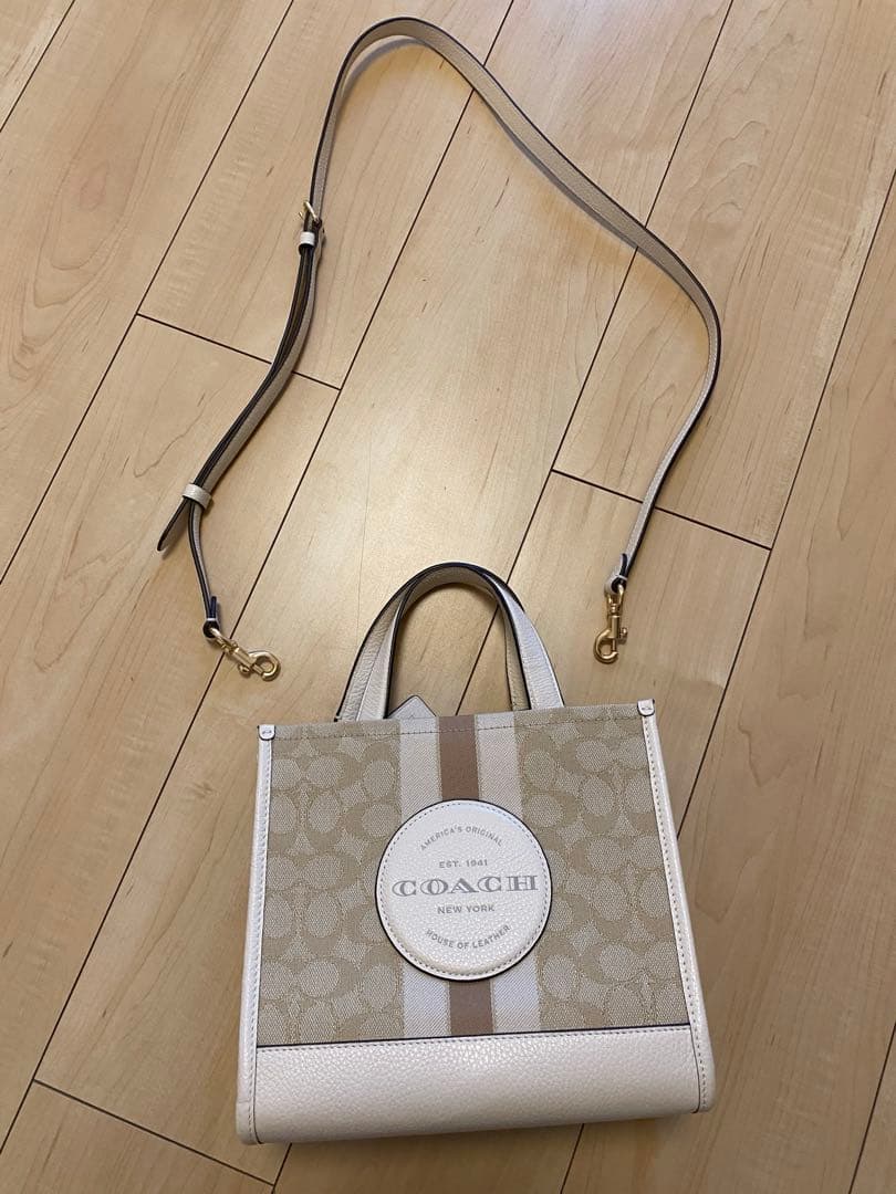 コーチ　COACH ショルダーバッグ ホワイト　ベージュ