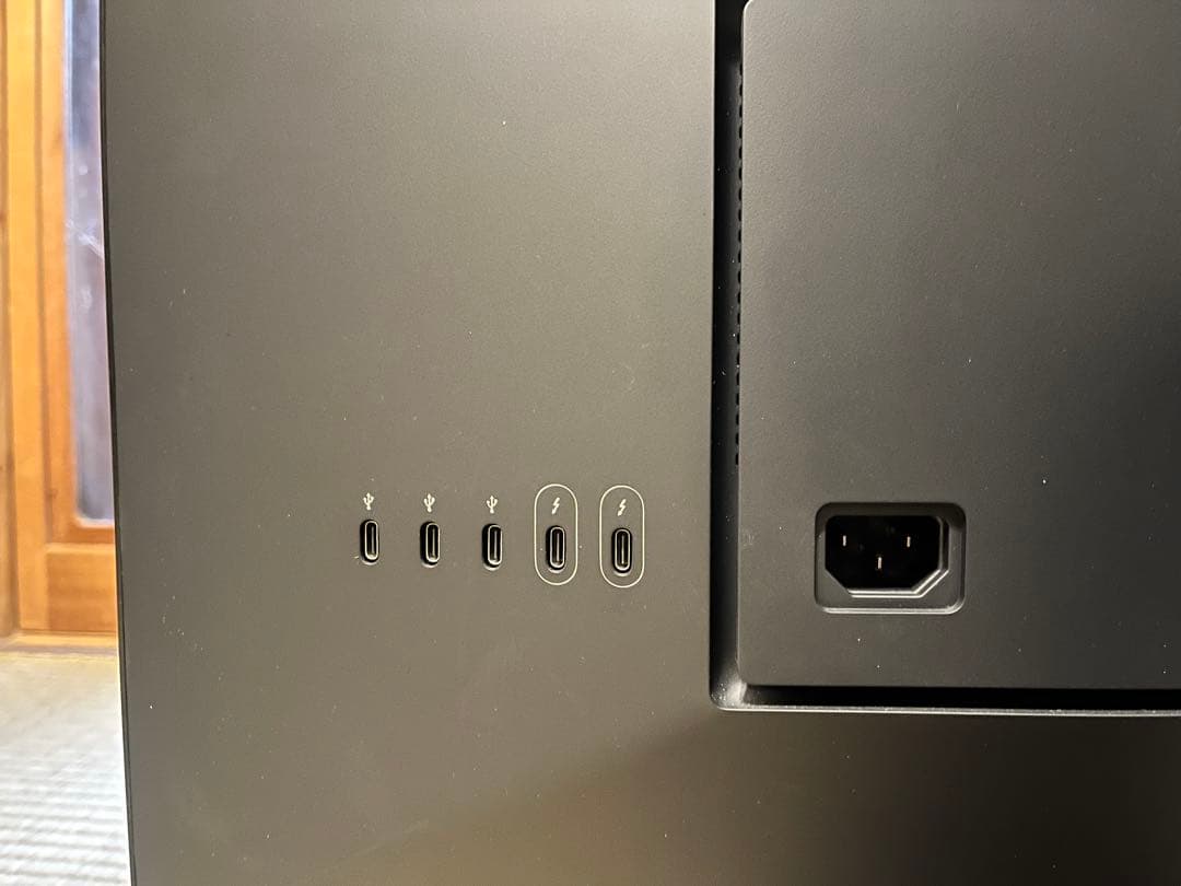 LG UltraFine 23.7インチ 4Kディスプレイ