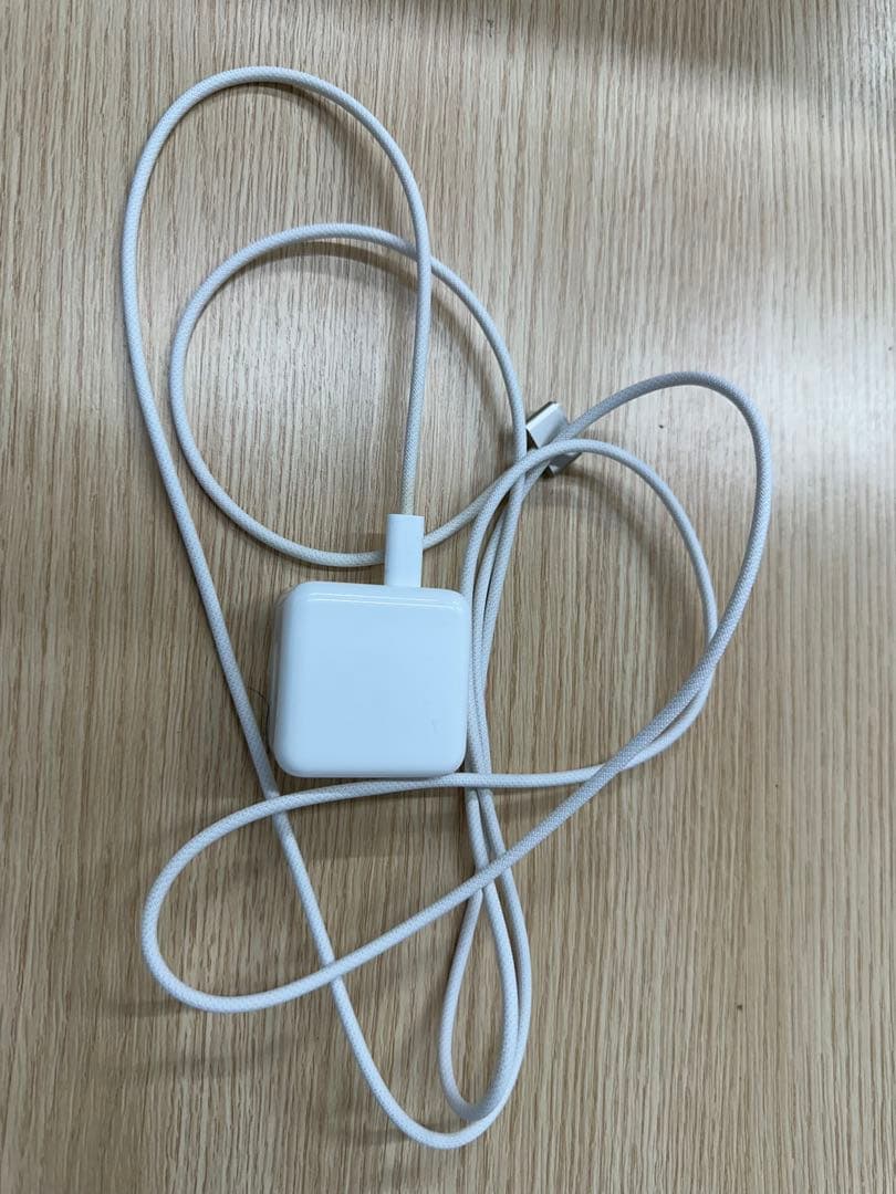 【充電回数17回】Apple MacBook Air m2 シルバー A2941