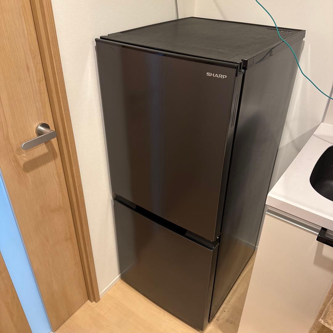 【送料込】シャープ　冷蔵庫 SJ-D15J-H 152L