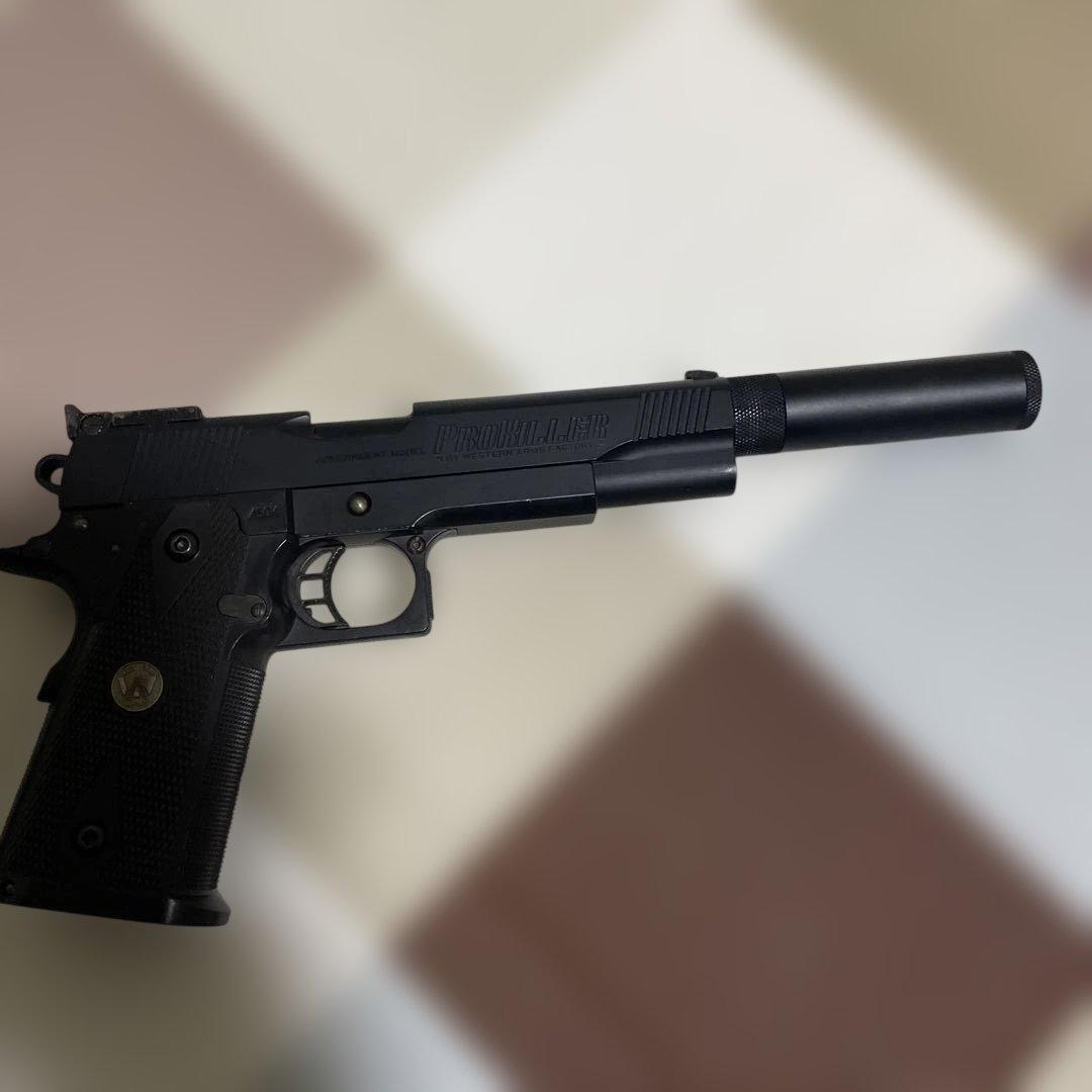 サイレンサー付きガスガン プラスチック日本製