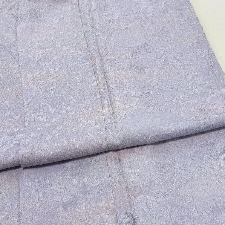 ゆりのはな　色無地　唐織　地紋　辻が花　ちりめん　ボカシ　薄紫色　正絹　A904