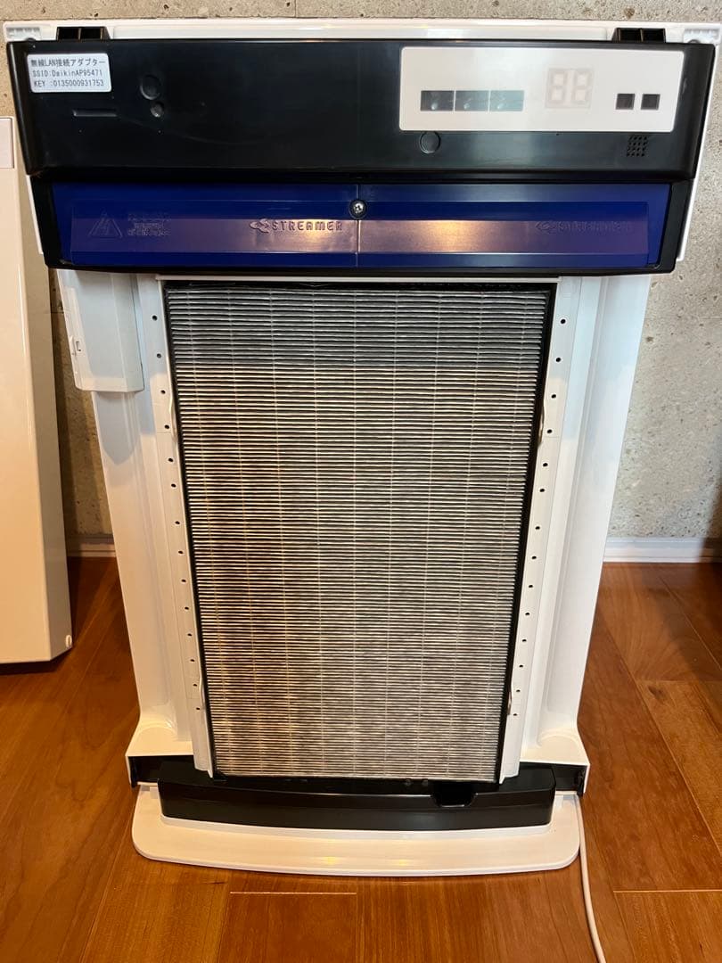 ダイキン　MCK70V-W 加湿ストリーマ空気清浄機