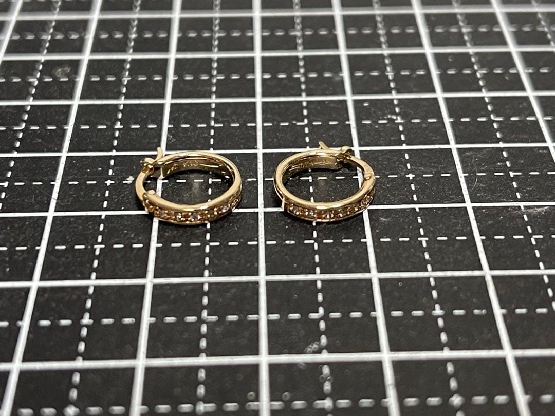 4℃ K10 ゴールド エタニティピアス 左右セット ダイヤモンド キラキラ