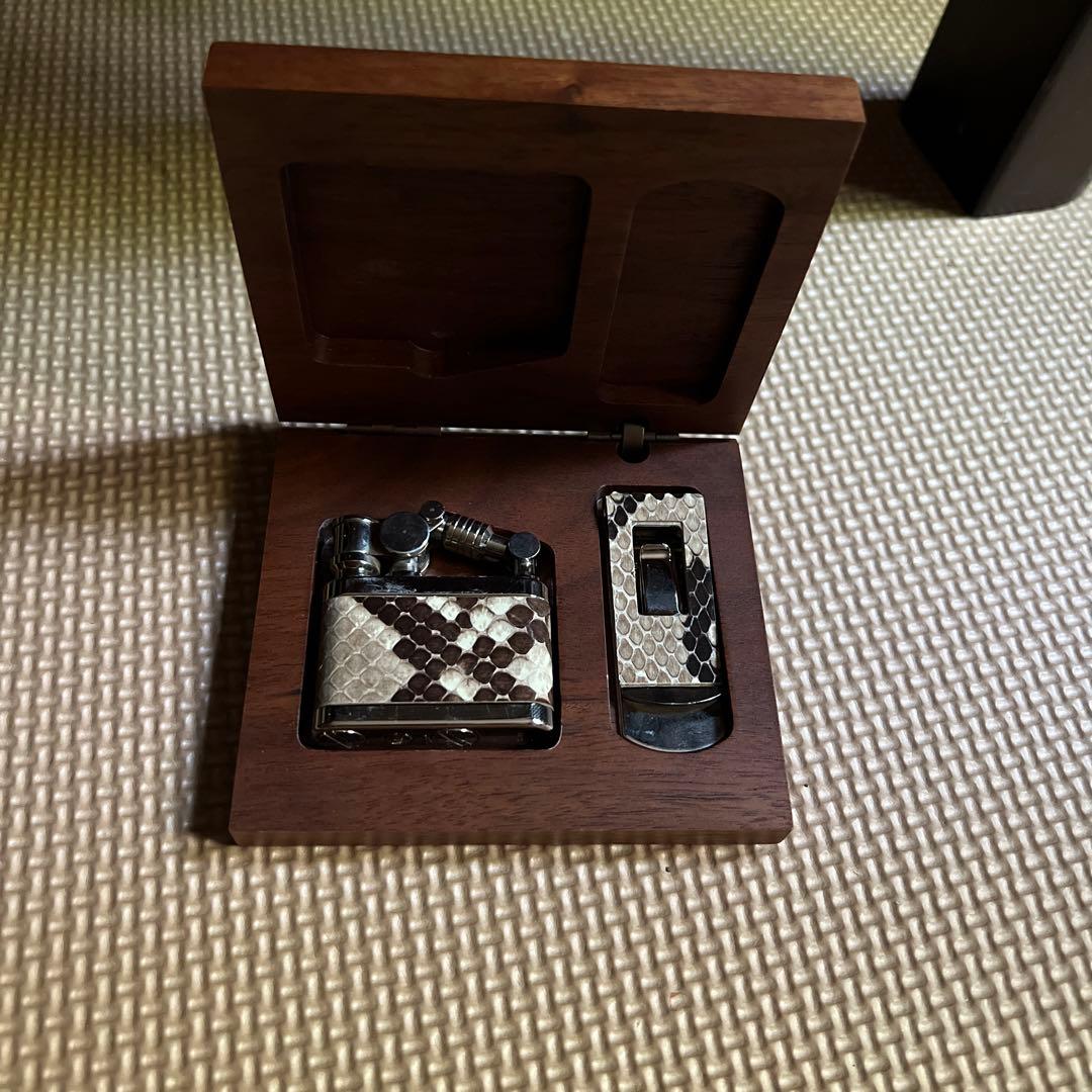 DUKE SPECIAL EDITIONライター