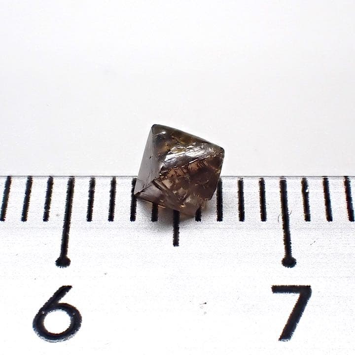 【アフリカ産】八面体ダイヤモンド原石