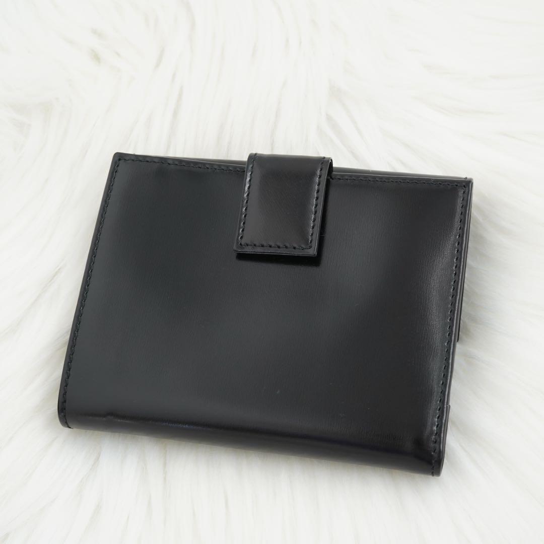 未使用品　箱付き　Salvatore Ferragamo 折り財布　ガンチーニ